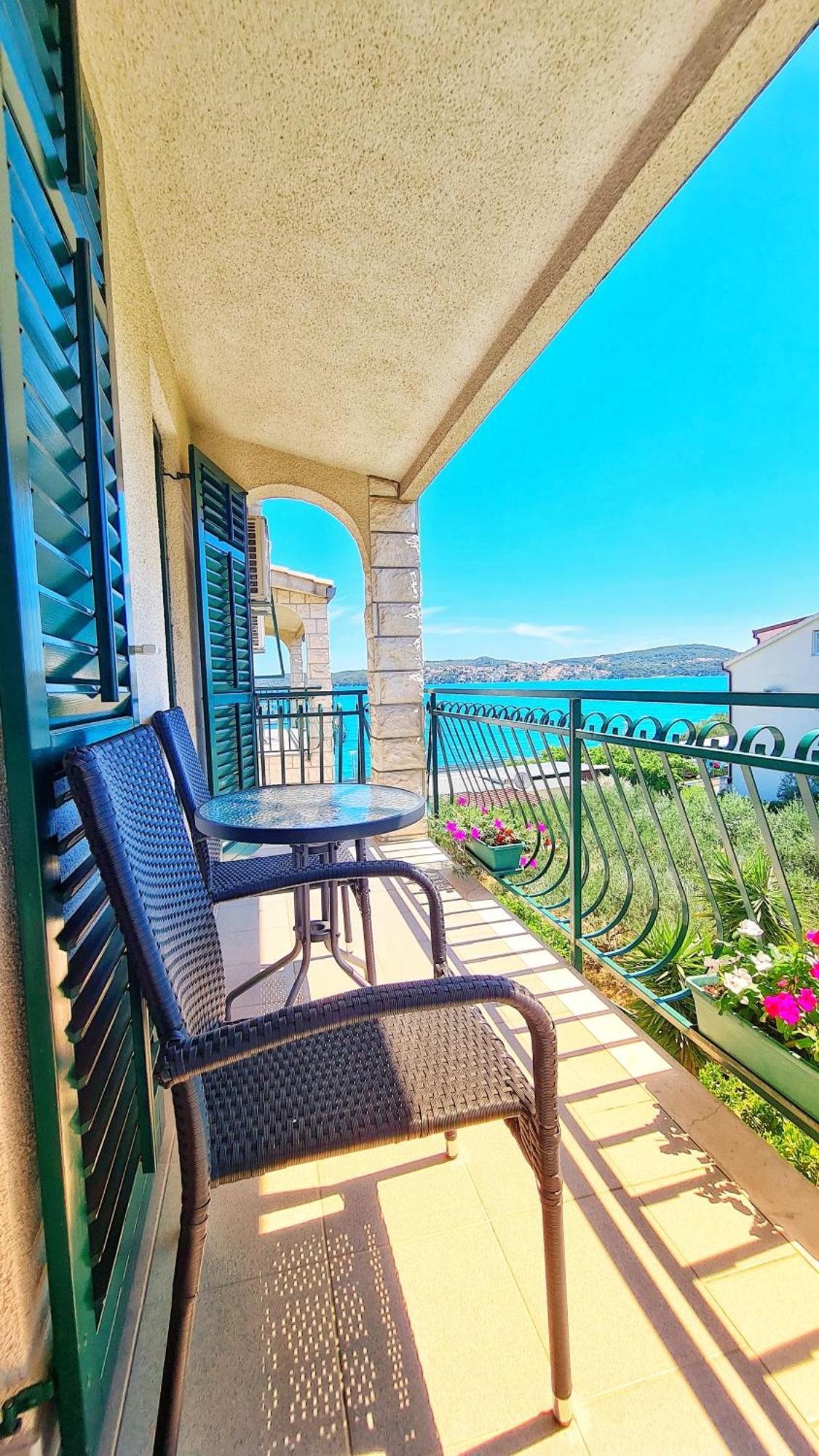 Apartments G Trogir Quarto foto