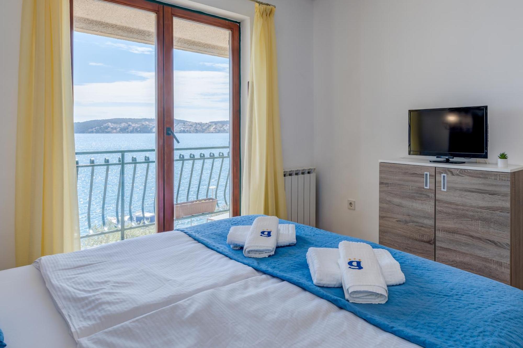 Apartments G Trogir Quarto foto
